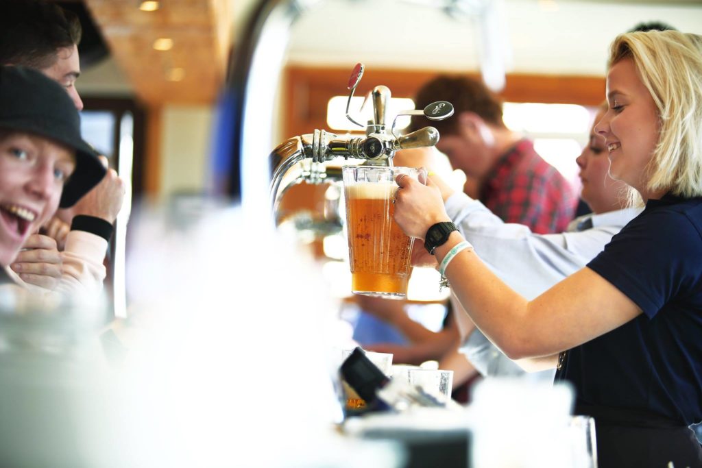 Be a bartender at the Rond-Point, Meribel