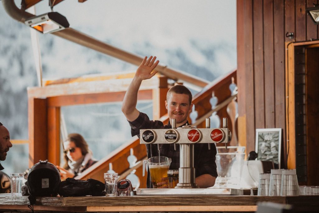 Bartending jobs at the Rond Point in Meribel